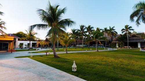 Hotel6-plaza-restaurantes