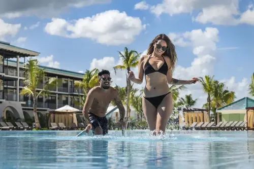 OEF-Piscina-El-Beso-6 (1)