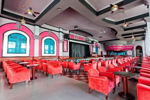 bar-show-riu-palace-mexico tcm55-226372