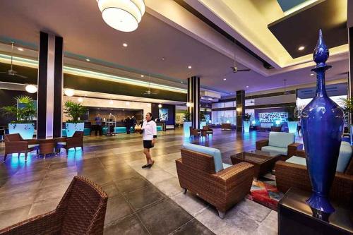 lobby-hotel-riu-dunamar-4 tcm55-191071