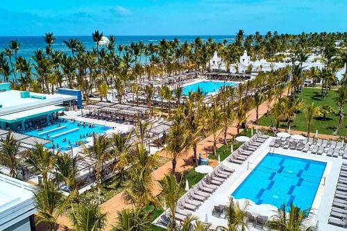 piscina-hotel-riu-palace-punta-cana-7 tcm55-203822
