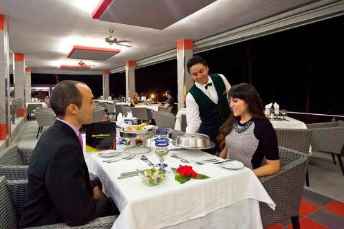 restaurante-steakhouse-riu-palace-mexico-2 tcm55-226389