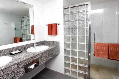 room-riu-naiboa-5 tcm55-229756