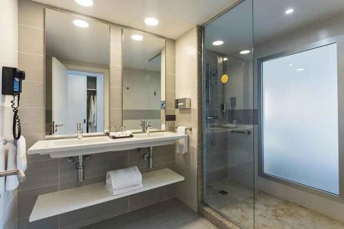 room-riu-republica tcm55-229814