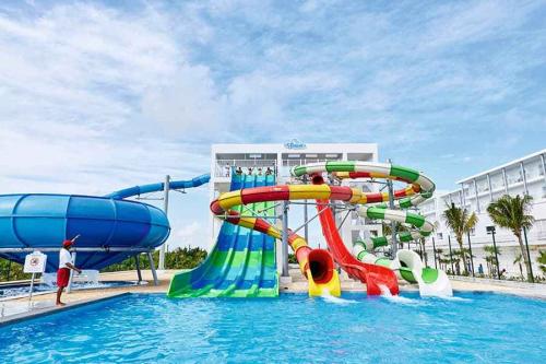 spalsh-water-world-hotel-riu-dunamar-02 tcm55-191068