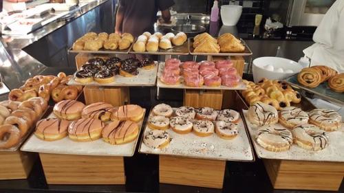 sugarcane-breakfast-buffet